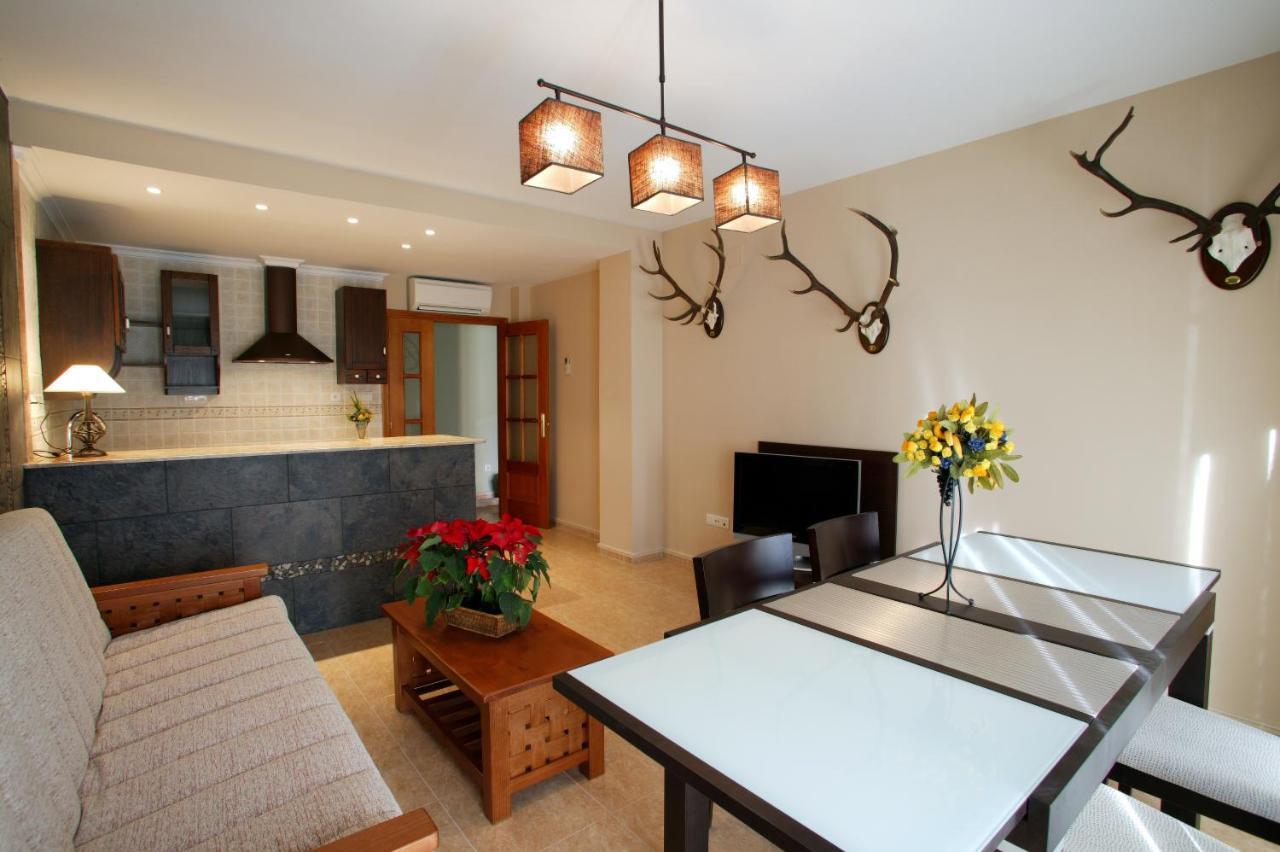 Apartamentos Hotel 77 Ayora Eksteriør bilde